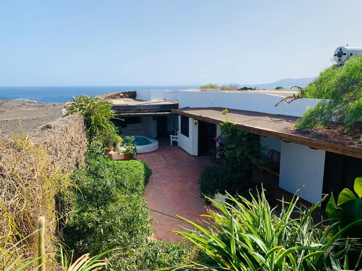 Beautiful 3-Bed Vacation House In Mácher Exteriör bild