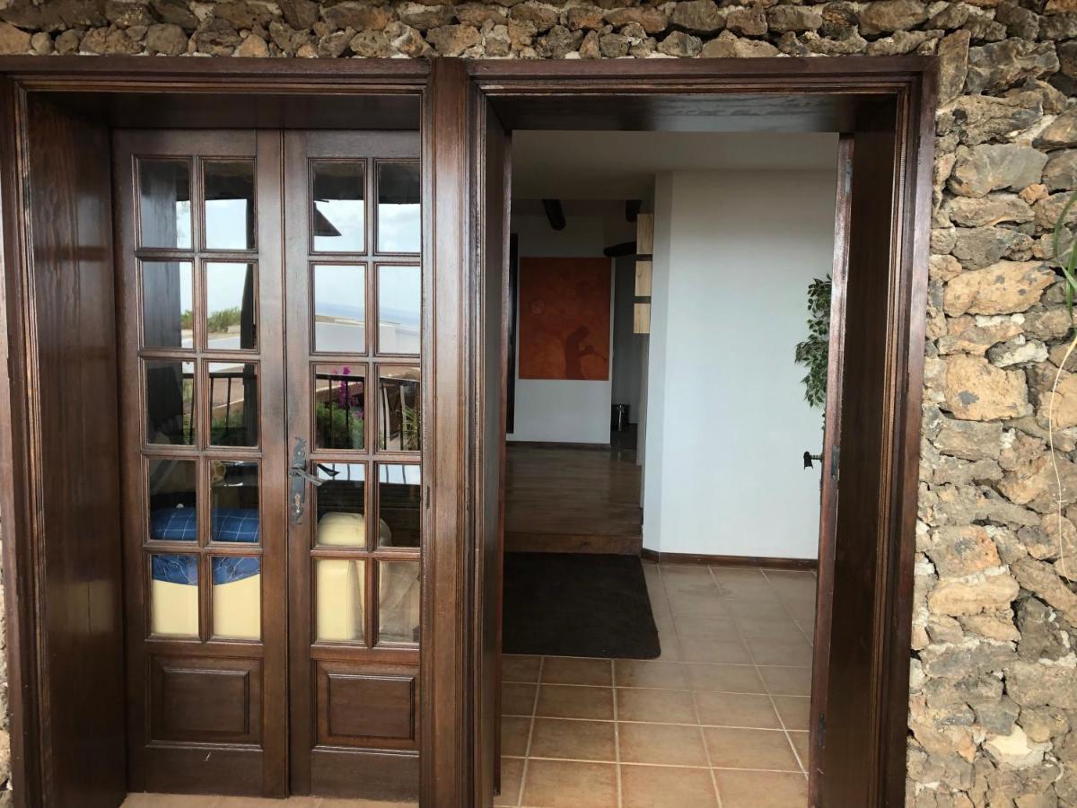Beautiful 3-Bed Vacation House In Mácher Exteriör bild